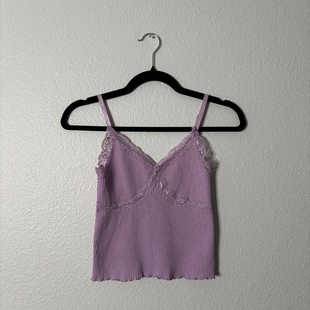 Wild Skye Lilac Lace-Trimmed Camisole
